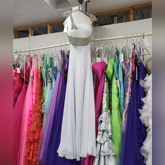 White Formal Dress by Colors Dress - Picture 1 of 4